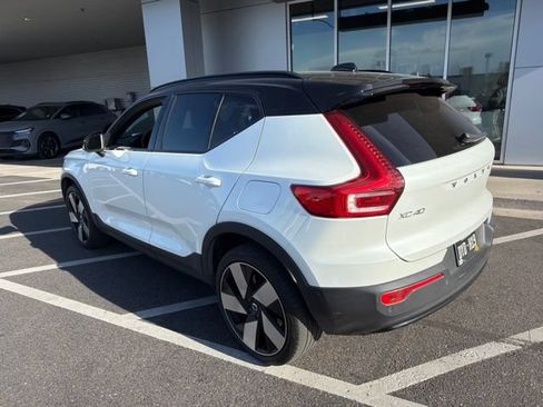 Used 2023 Volvo XC40 Recharge Ultimate w/ Protection Package Premier AWD/4WD image 4