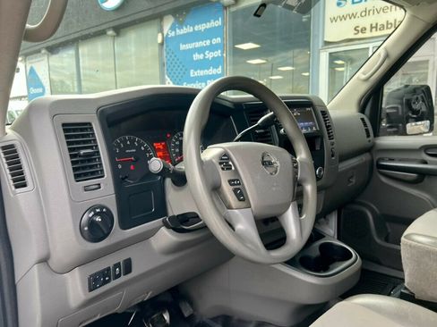Used 2019 Nissan NV 2500 SV RWD image 12