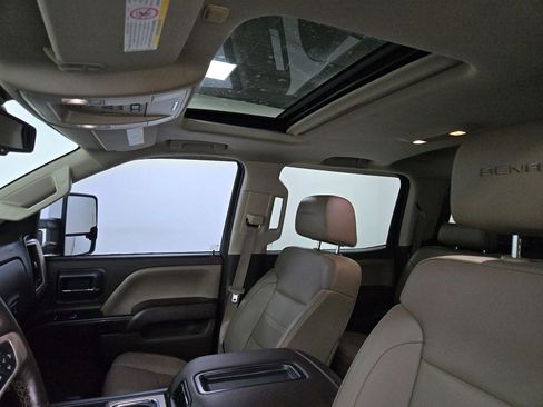 Used 2015 GMC Sierra 3500 Denali w/ Duramax Plus Package image 21