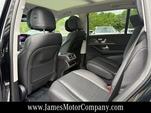 New 2026 Mercedes-Benz GLS 450 4MATIC image 18