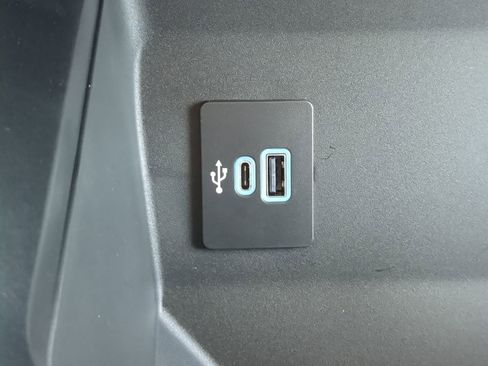 New 2026 Ford F250 XLT w/ FX4 Off-Road Package AWD/4WD image 19