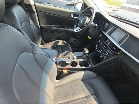 Used 2019 Kia Optima EX w/ EX Premium Package FWD image 5