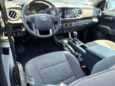 Used 2019 Toyota Tacoma TRD Sport RWD image 21