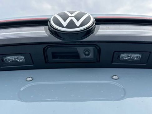 New 2026 Volkswagen Taos SE AWD/4WD image 18