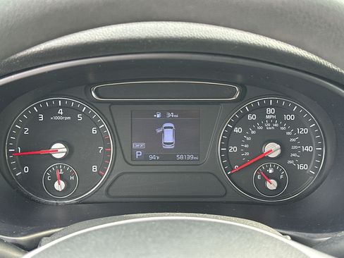 Used 2020 Kia Sorento LX FWD image 10