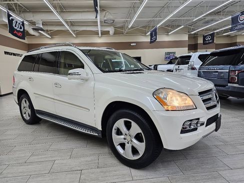 Used 2011 Mercedes-Benz GL 450 4MATIC image 5