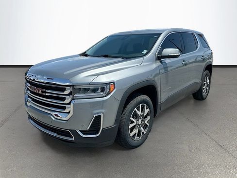 Used 2023 GMC Acadia SLE FWD image 3