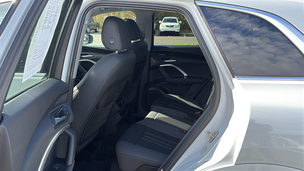 Used 2025 Audi Q5 Premium Plus AWD/4WD image 28