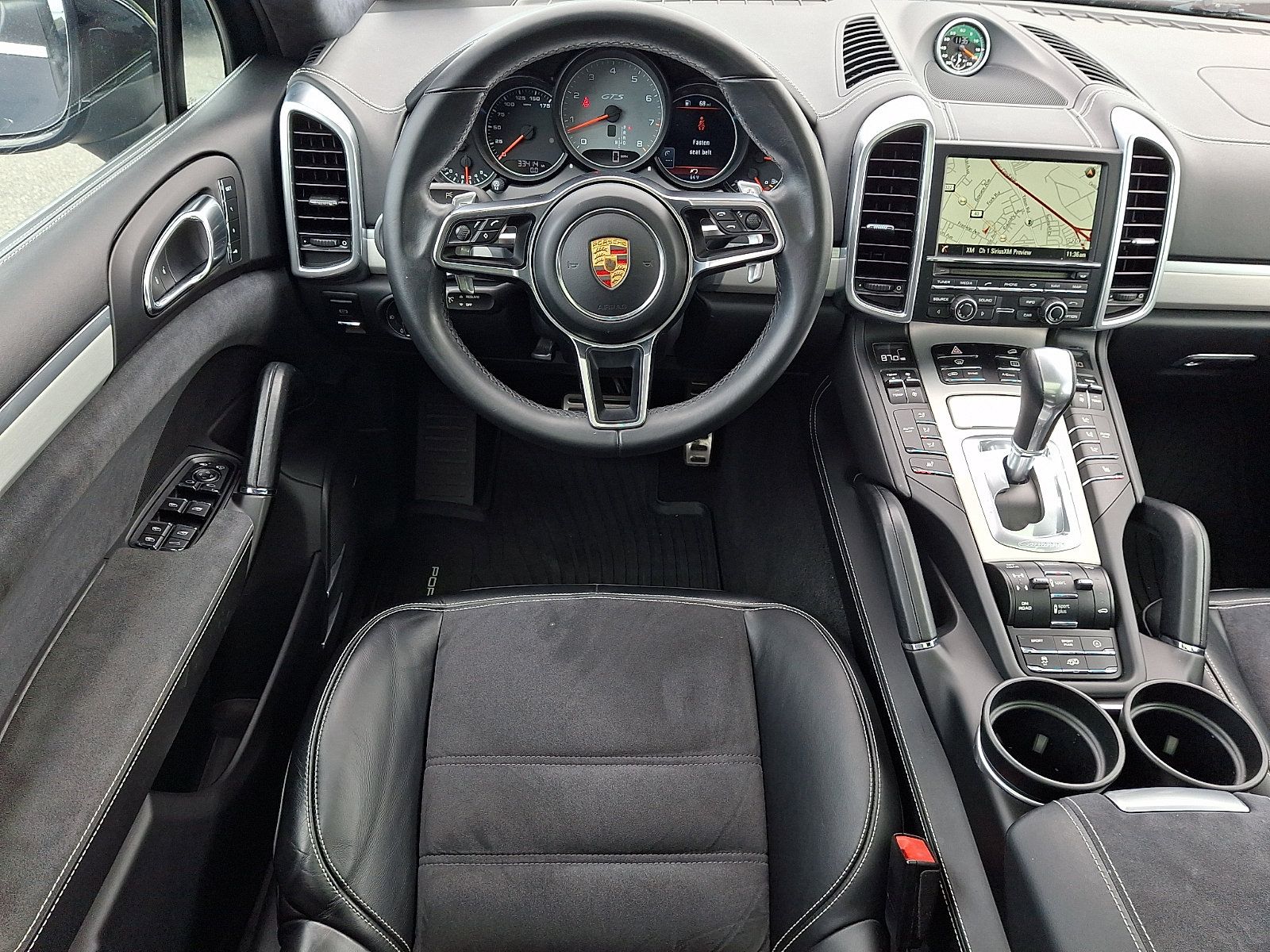 Used 2016 Porsche Cayenne GTS AWD/4WD image 12