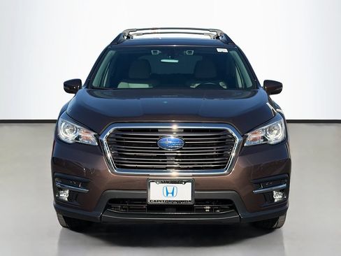 Used 2019 Subaru Ascent Limited w/ Popular Package #3 AWD/4WD image 2