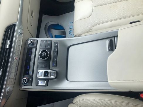 Used 2020 Hyundai Palisade Limited FWD image 11