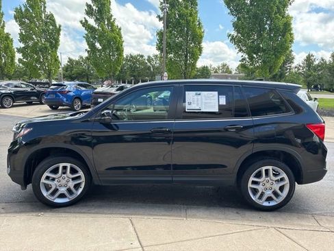 Used 2025 Honda Passport EX-L image 6