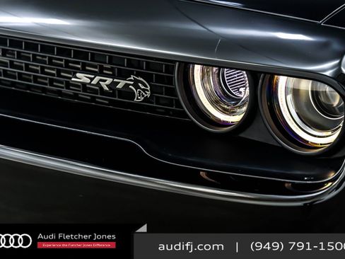 Used 2019 Dodge Challenger SRT Hellcat Redeye image 14