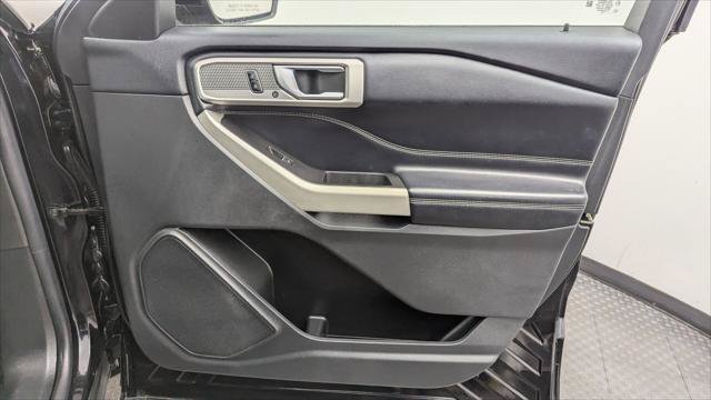 Used 2022 Ford Explorer Limited AWD/4WD image 26
