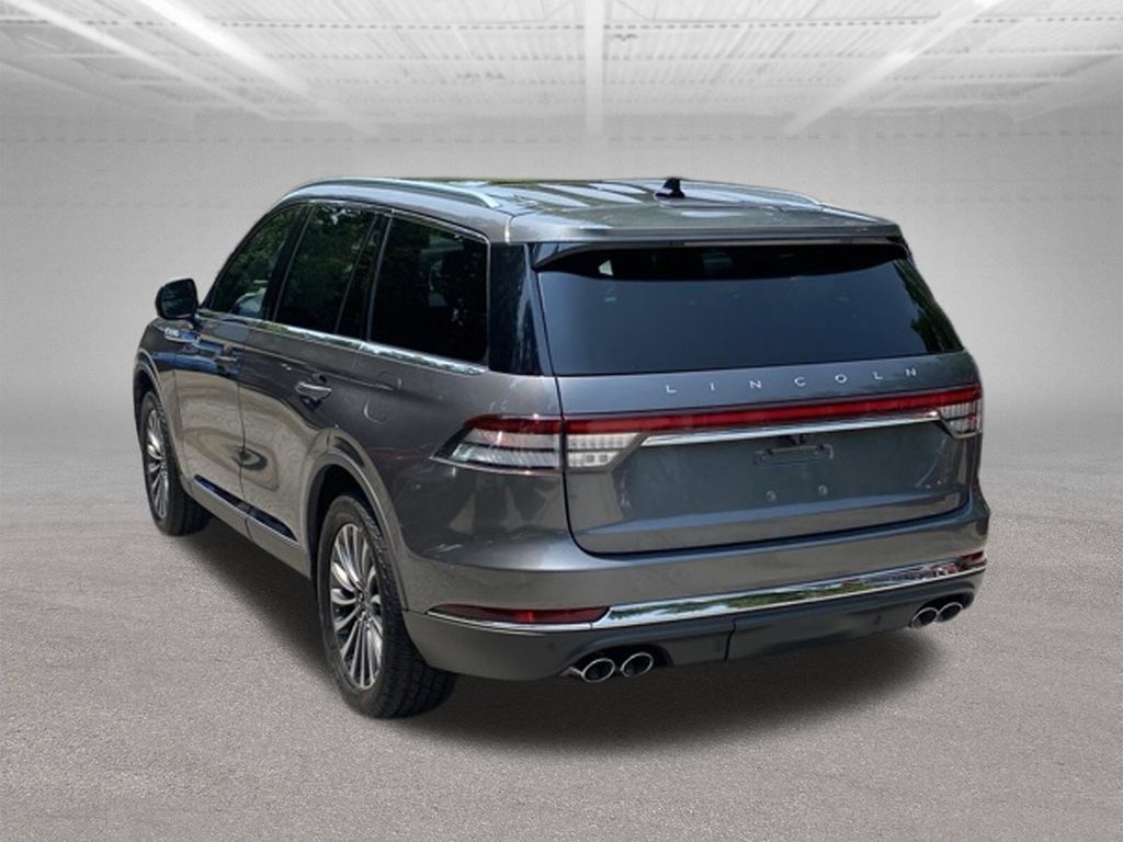 Used 2021 Lincoln Aviator Reserve w/ Equipment Group 201A AWD/4WD image 3