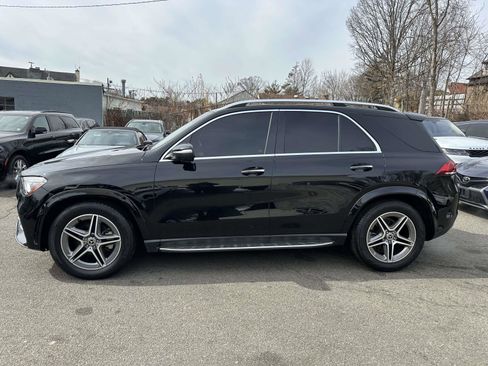 Used 2022 Mercedes-Benz GLE 350 4MATIC w/ AMG Line Exterior image 6