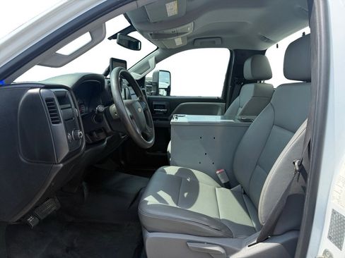 Used 2018 Chevrolet Silverado 3500 W/T w/ WT Convenience Package RWD image 7
