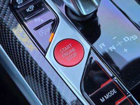 Used 2025 BMW M4 Competition RWD image 17