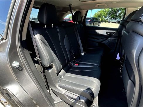Used 2023 Acura MDX SH-AWD image 38