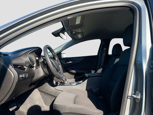 Used 2025 Chevrolet Malibu LT FWD image 21
