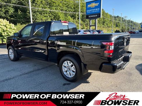 Used 2024 Nissan Frontier SV w/ Technology Package AWD/4WD image 3