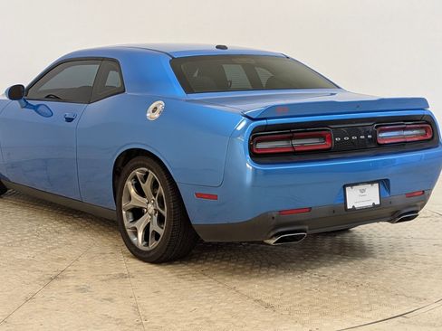 Used 2015 Dodge Challenger R/T w/ Quick Order Package 28B R/T image 3