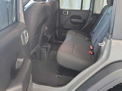 Used 2021 Jeep Wrangler Unlimited Sport S image 11