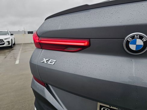 Used 2024 BMW X6 xDrive40i image 15