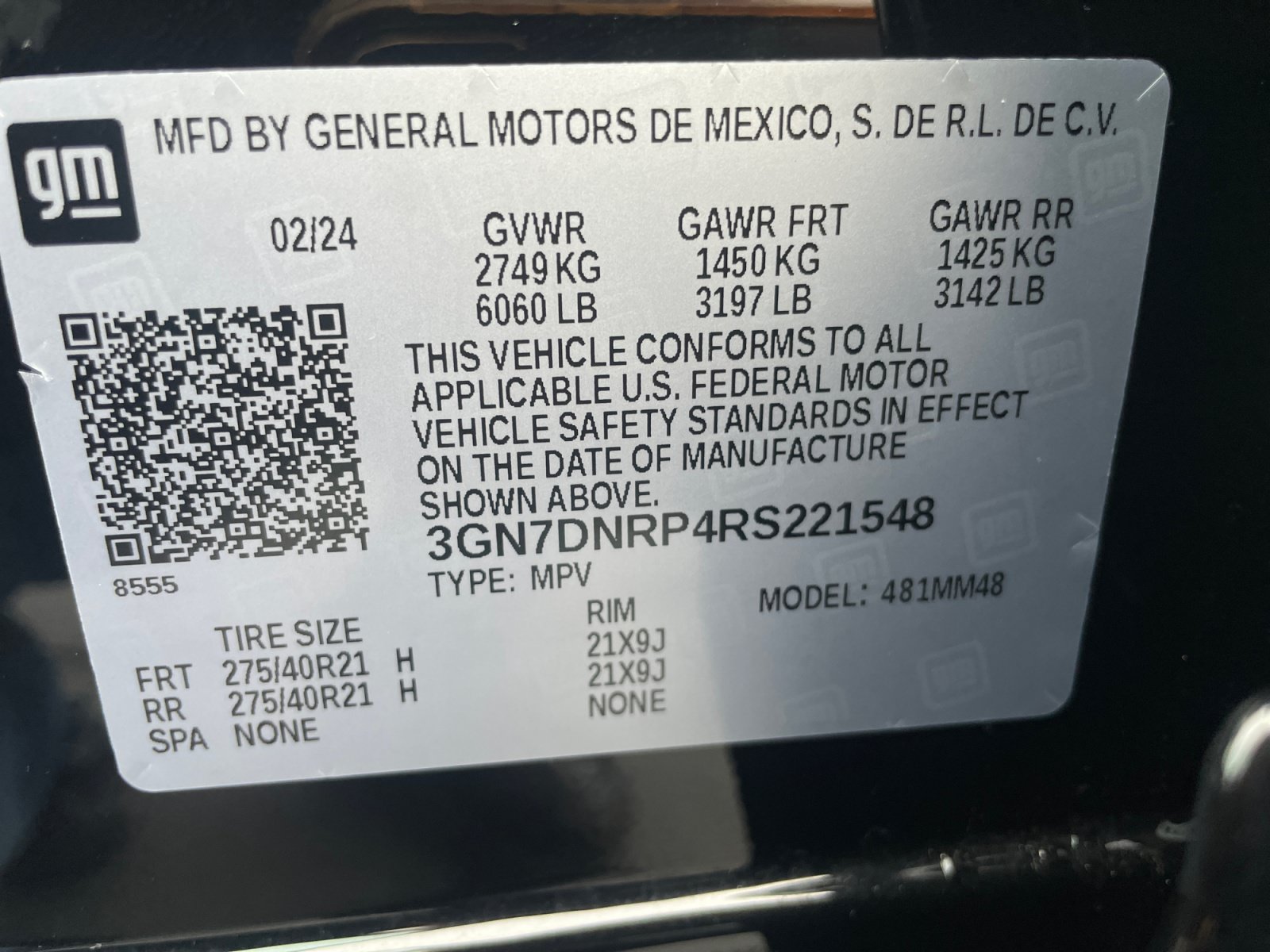 Used 2024 Chevrolet Equinox EV RS FWD image 37