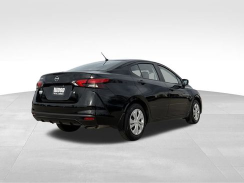 Used 2025 Nissan Versa S w/ Trunk Package image 3