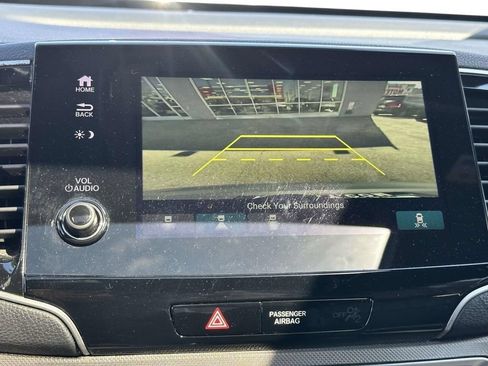 Used 2022 Honda Pilot TrailSport image 26