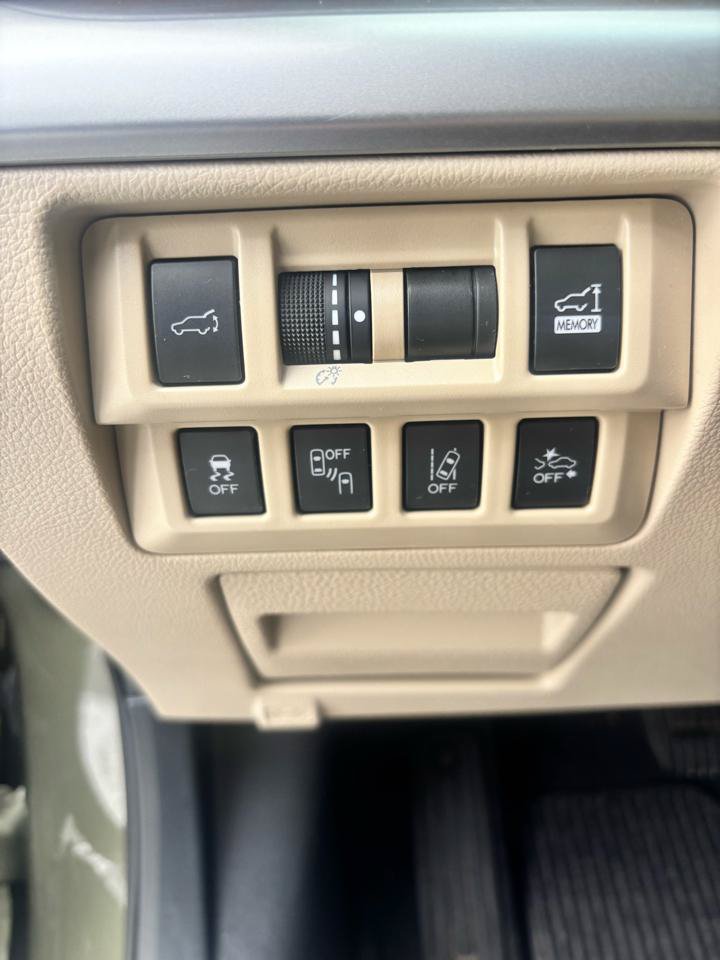 Used 2019 Subaru Outback 2.5i Limited w/ Popular Package #2 AWD/4WD image 13