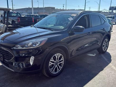 Used 2022 Ford Escape SEL image 6