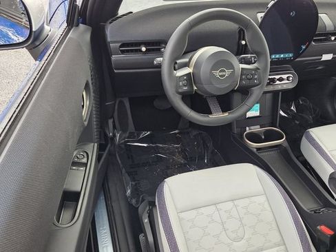 New 2026 MINI Cooper 2-Door Hardtop FWD image 12