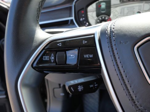 Used 2023 Audi A8 L 3.0T AWD/4WD image 26