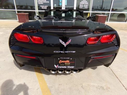 Used 2017 Chevrolet Corvette Stingray Convertible w/ 2LT Preferred Equipment Group image 6