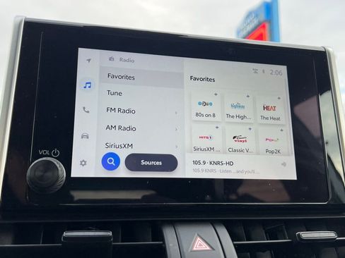 Used 2024 Toyota RAV4 LE image 33