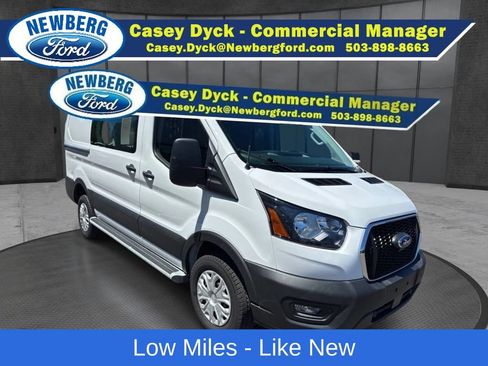 Used 2025 Ford Transit 250 Low Roof w/ Exterior Upgrade Package RWD image 3