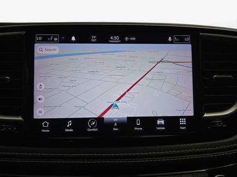 Used 2021 Chrysler Pacifica Limited w/ Uconnect Theater Family Group FWD image 22