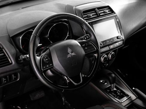 Used 2024 Mitsubishi Outlander Sport AWD image 14