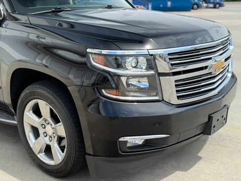 Used 2017 Chevrolet Suburban Premier AWD/4WD image 5
