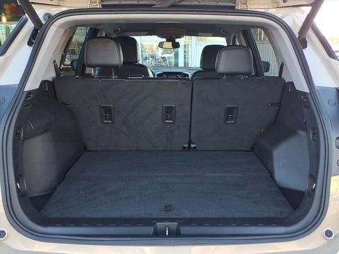 Certified 2023 GMC Terrain SLT w/ Elevation Edition image 15