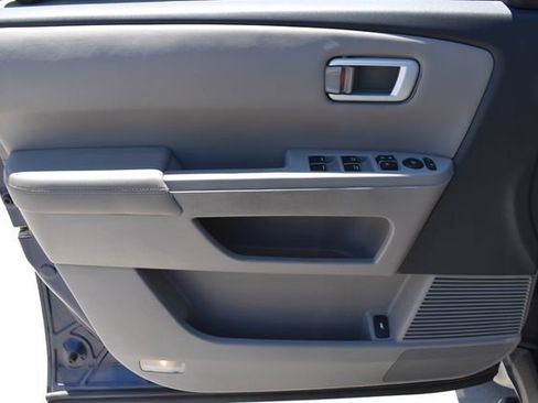 Used 2015 Honda Pilot EX-L image 12