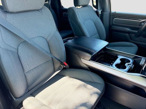 Used 2022 RAM 1500 Big Horn AWD/4WD image 27