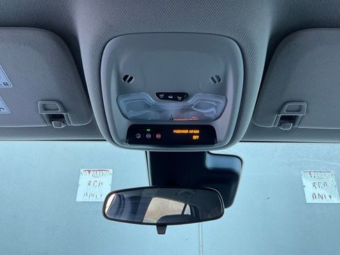 Used 2025 Buick Encore GX Preferred image 14