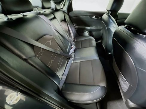 Used 2023 Kia Forte GT-Line w/ GT-Line Premium Package image 25