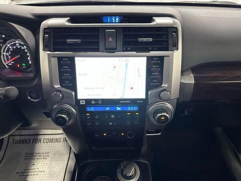 Used 2022 Toyota 4Runner Limited AWD/4WD image 25