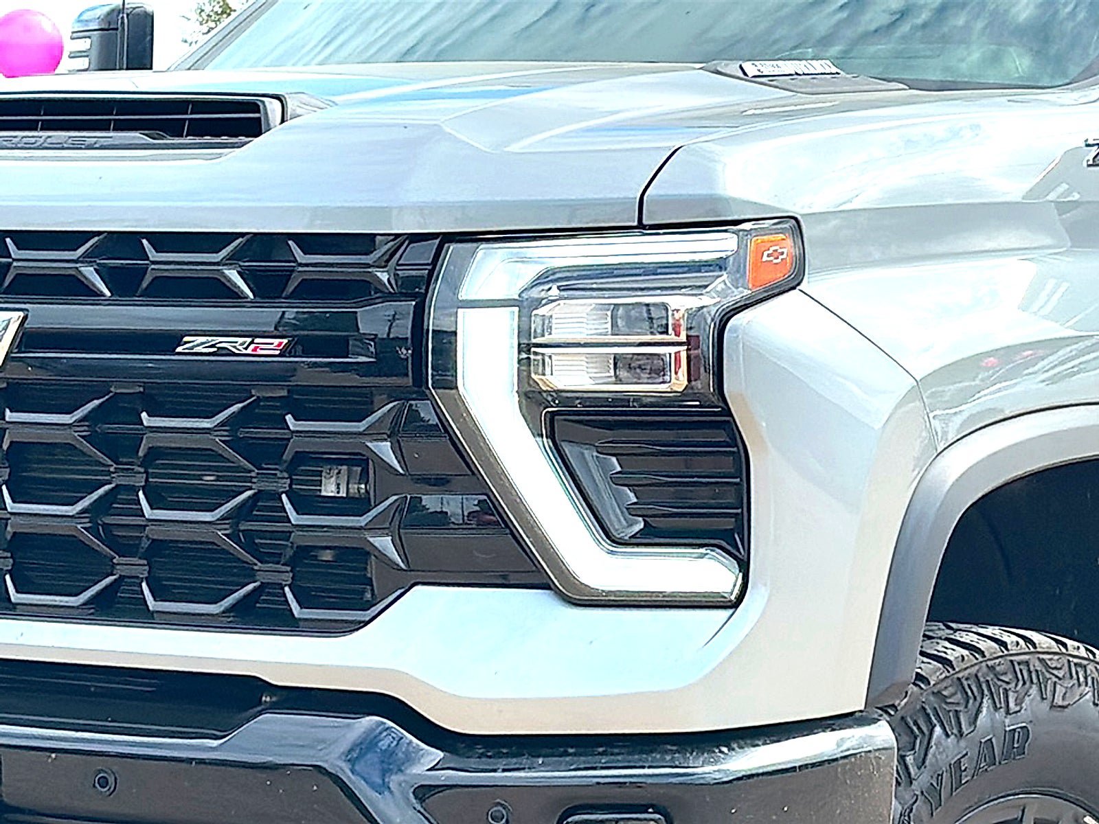 Used 2026 Chevrolet Silverado 2500 ZR2 AWD/4WD image 4
