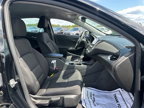 Used 2024 Chevrolet Malibu LT FWD image 39