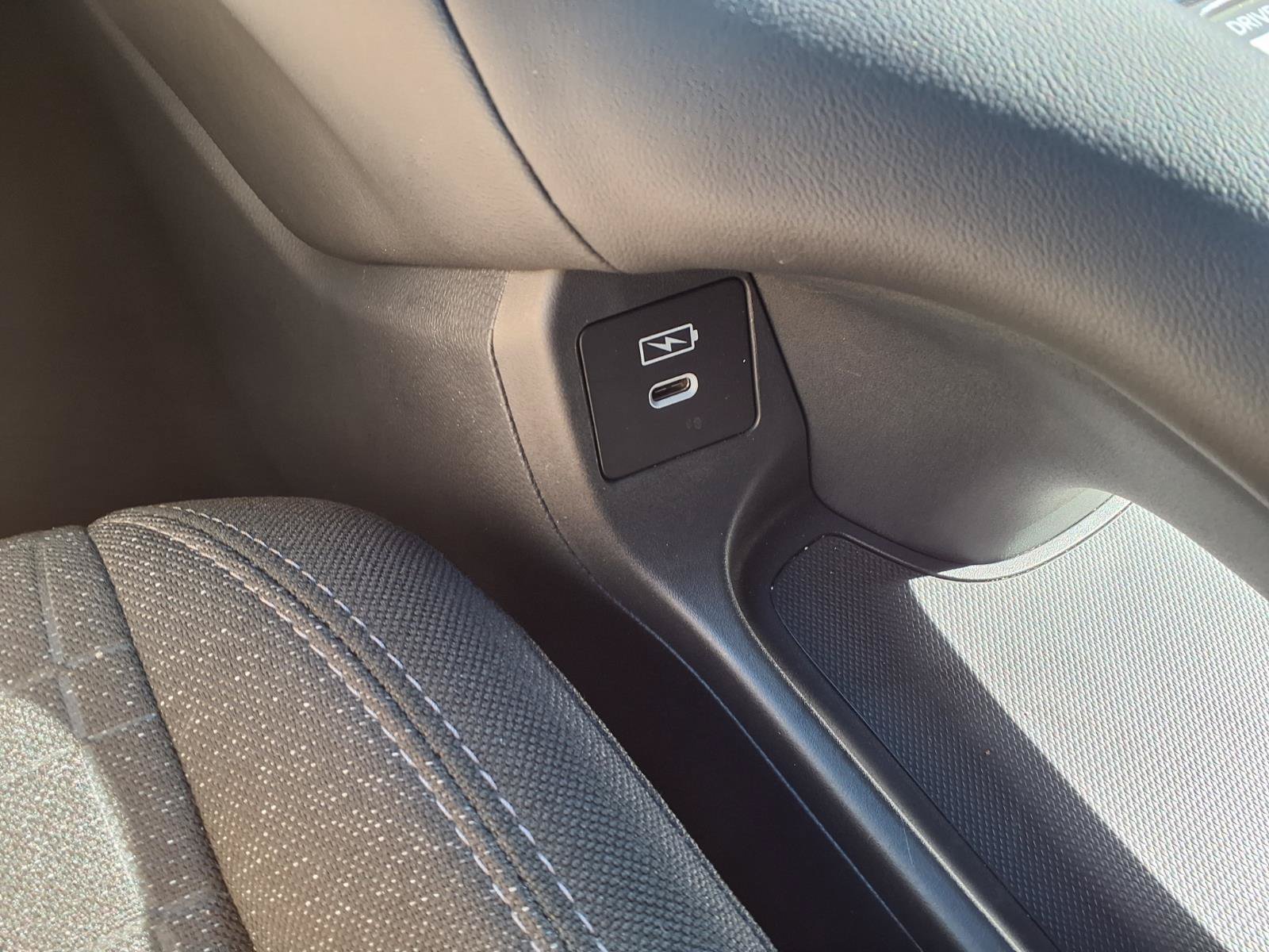 Certified 2026 Honda HR-V LX image 10
